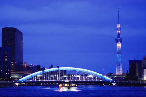 永代橋と東京スカイツリー